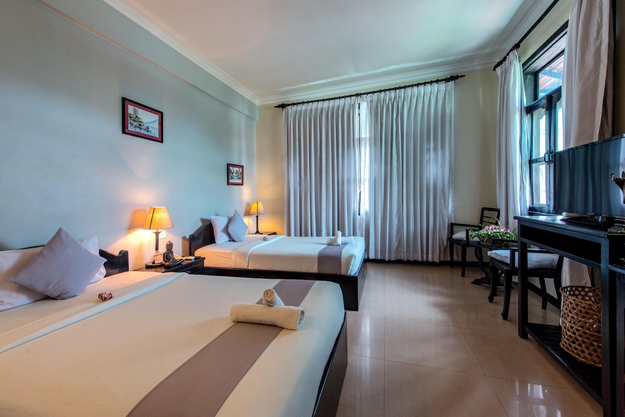 Jk Resident Hotel Siem Reap Bagian luar foto