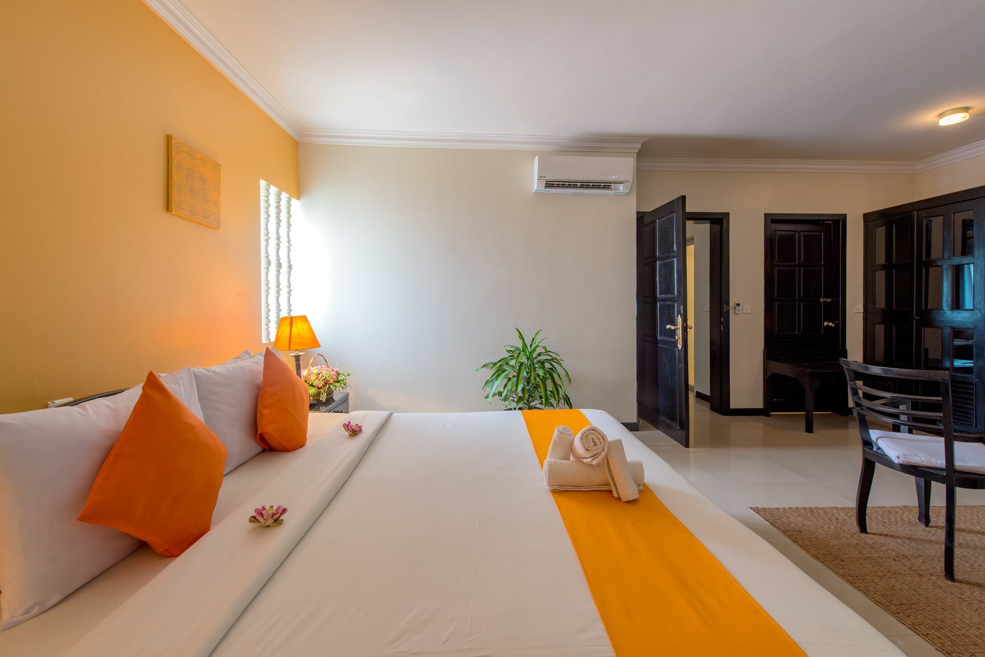 Jk Resident Hotel Siem Reap Bagian luar foto