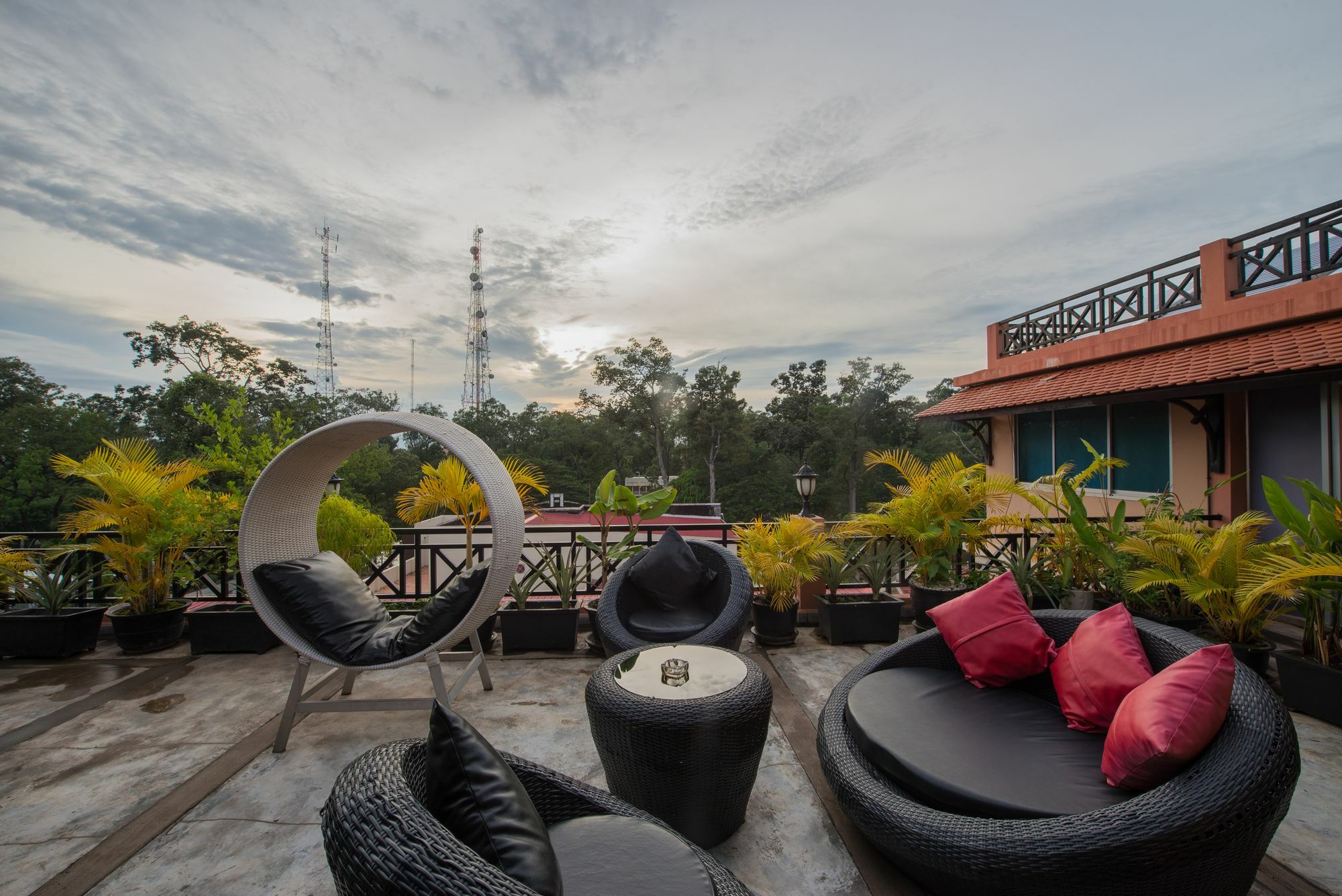 Jk Resident Hotel Siem Reap Bagian luar foto